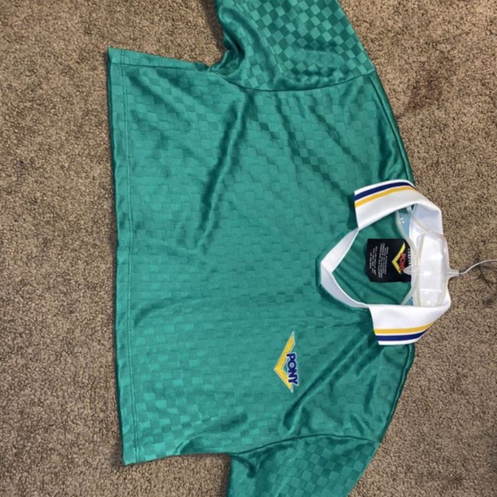 PONY green top